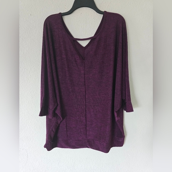Lane Bryant Blouse Women 22/24 Purple Dolman Sleeve V-Neck Cut Out New - Picture 11 of 13